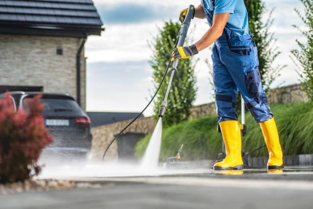 Best Concrete Pressure Washing  in Edwards Af, CA